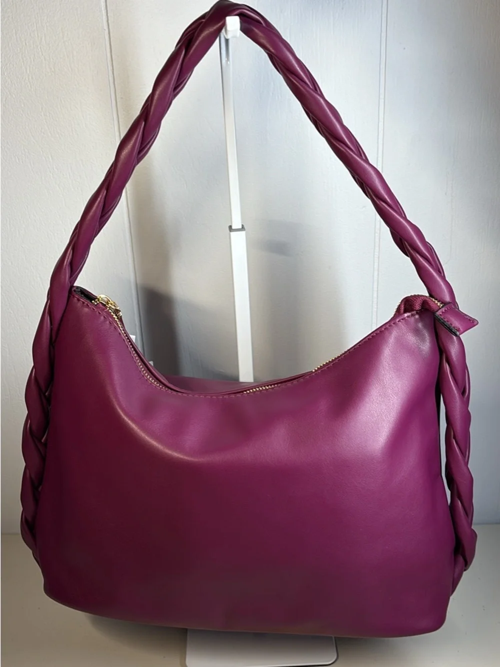 New Delilah Vegan Knotted Hobo bag Jen & Co.